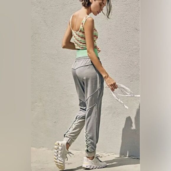 Free People Movement Women’s Size XS Joggers Sweatpants Athletic Activewear - Picture 1 of 11